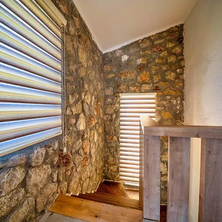 2 Bedroom Private With Great Sea View *